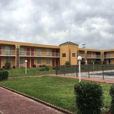 Motel 6 Alcoa Exterior photo